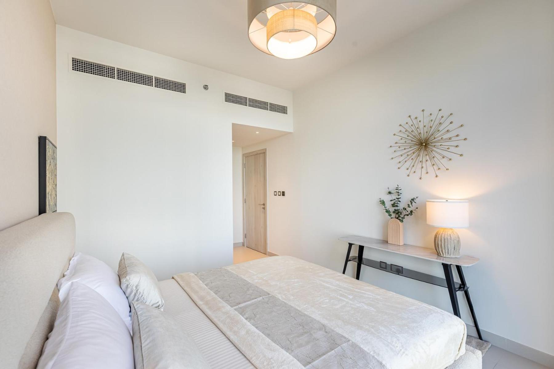 Magnificent 2bdr In Creek Harbour Apartment Dubai