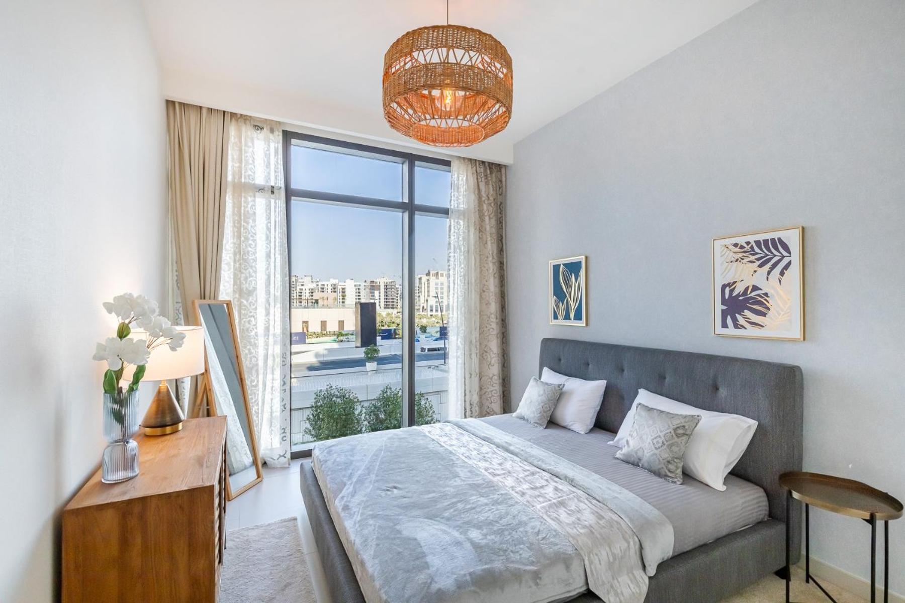 Magnificent 2bdr In Creek Harbour