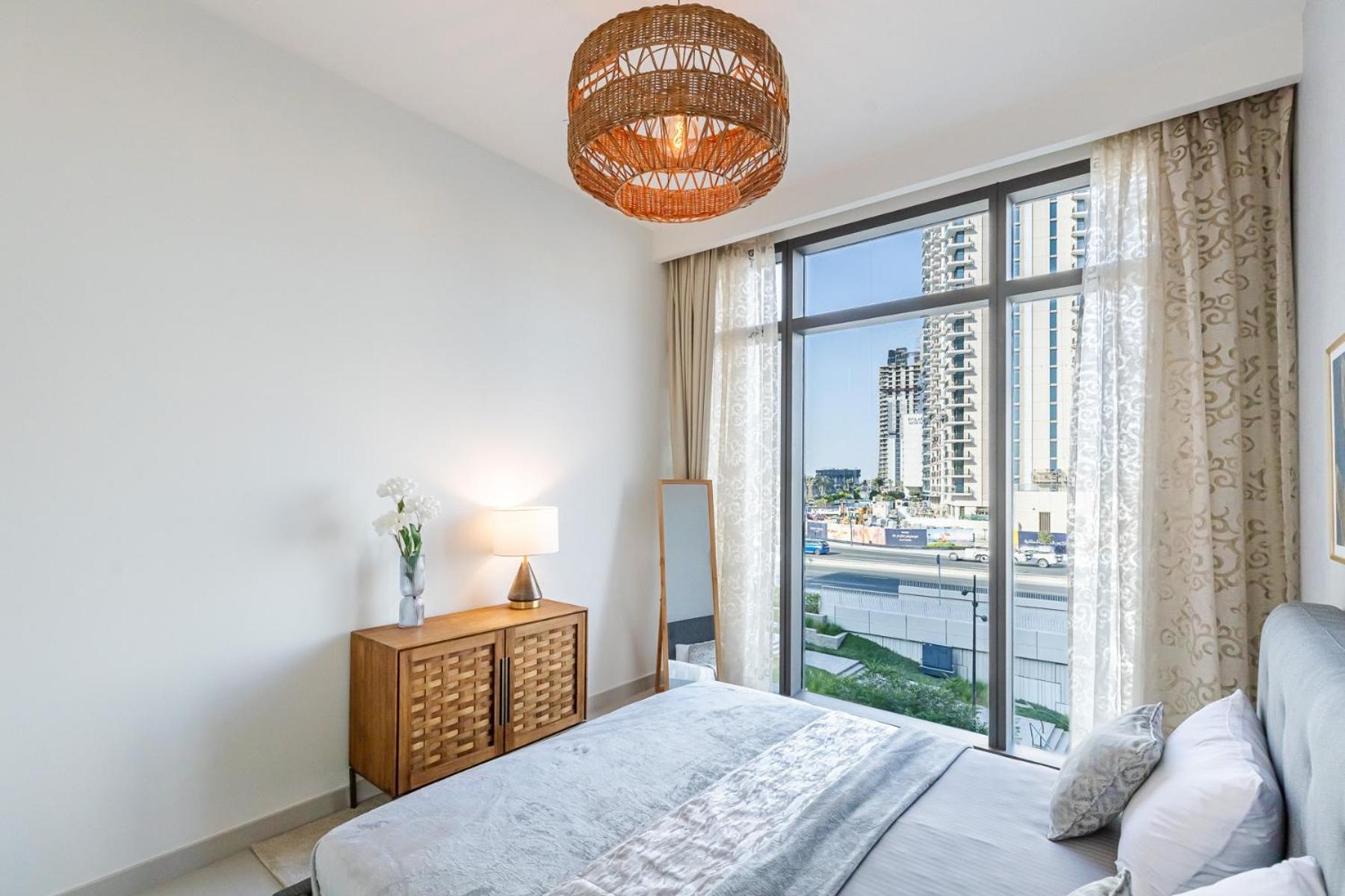 Magnificent 2bdr In Creek Harbour Apartment Dubai